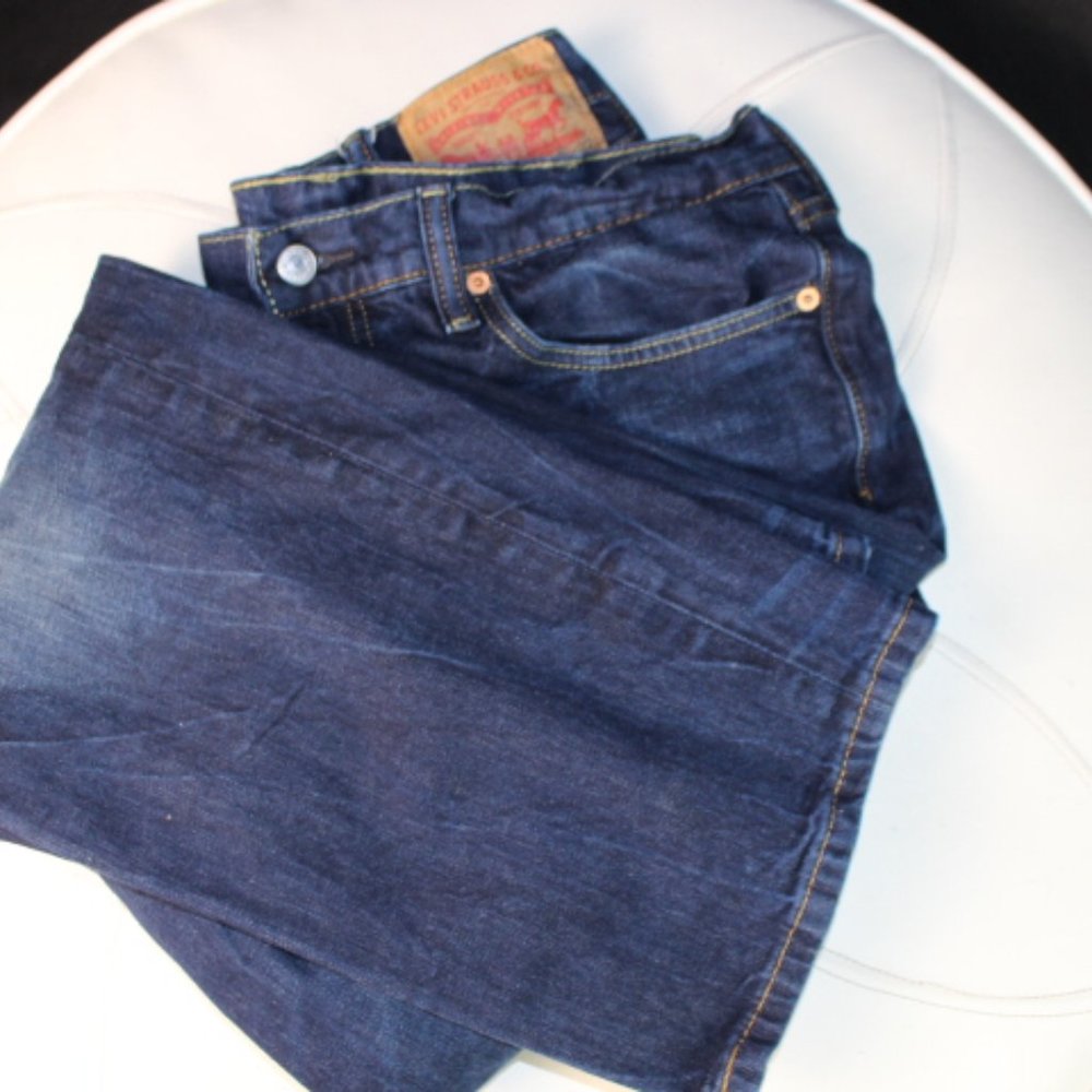 Levi 514 Jeans - Picture 6 of 6